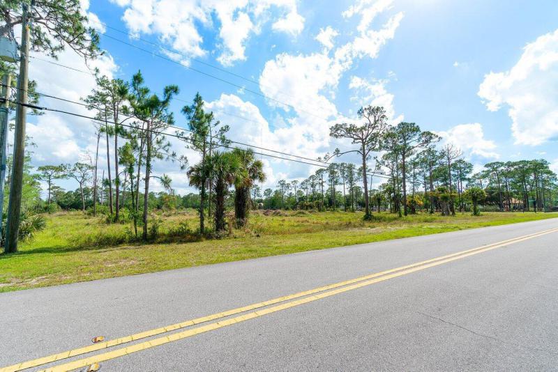  Commercial & Industrial Land Images 