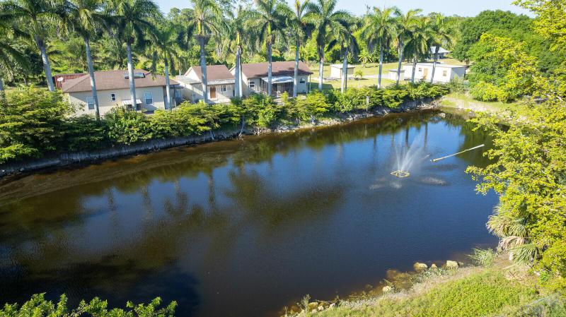  Commercial & Industrial Land Images 