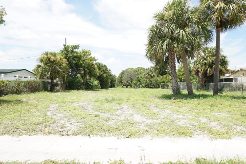  Commercial & Industrial Land Images 