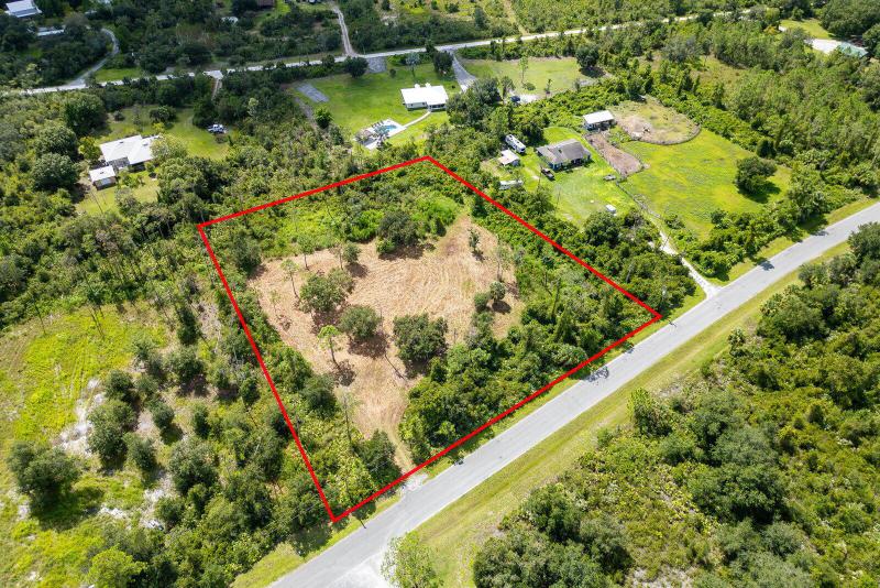  Commercial & Industrial Land Images 