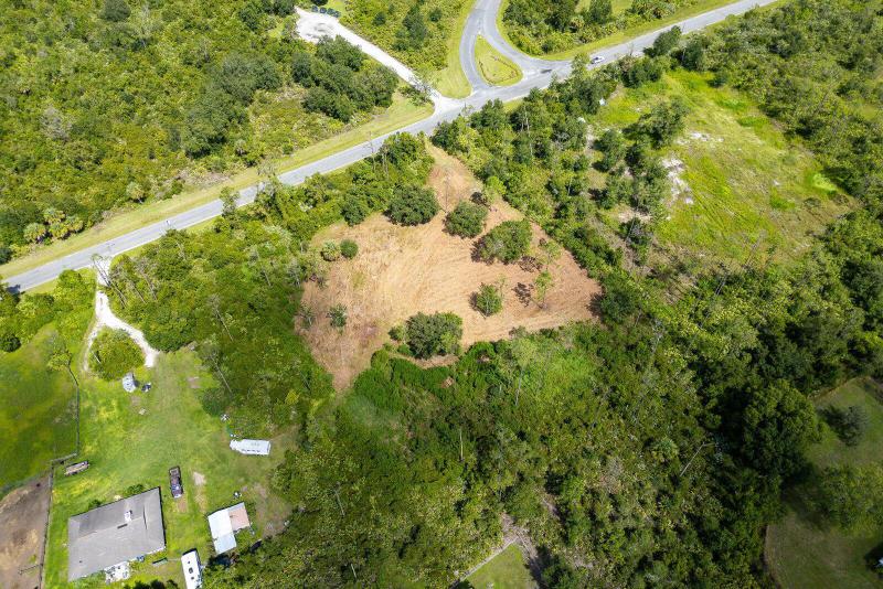  Commercial & Industrial Land Images 