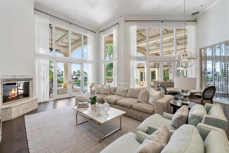  Single Family Homes Photo 11:  Jupiter,  FL 33477