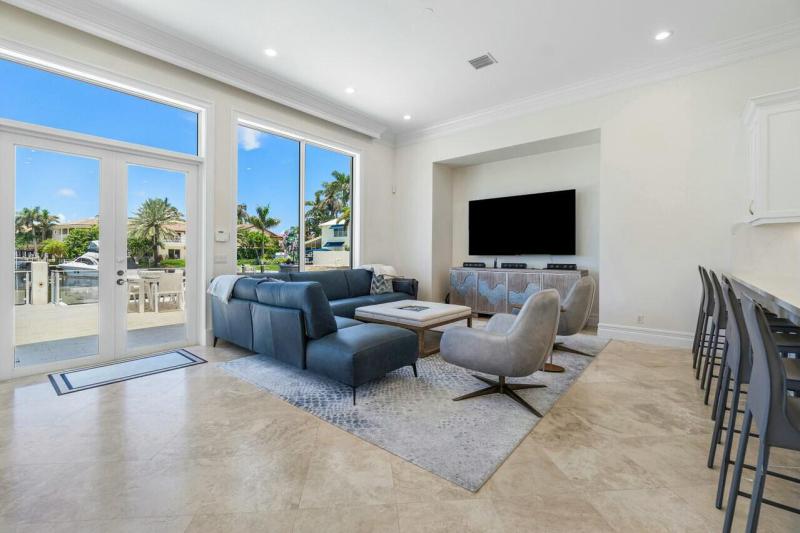  Single Family Homes Photo 14:  Highland Beach,  FL 33487