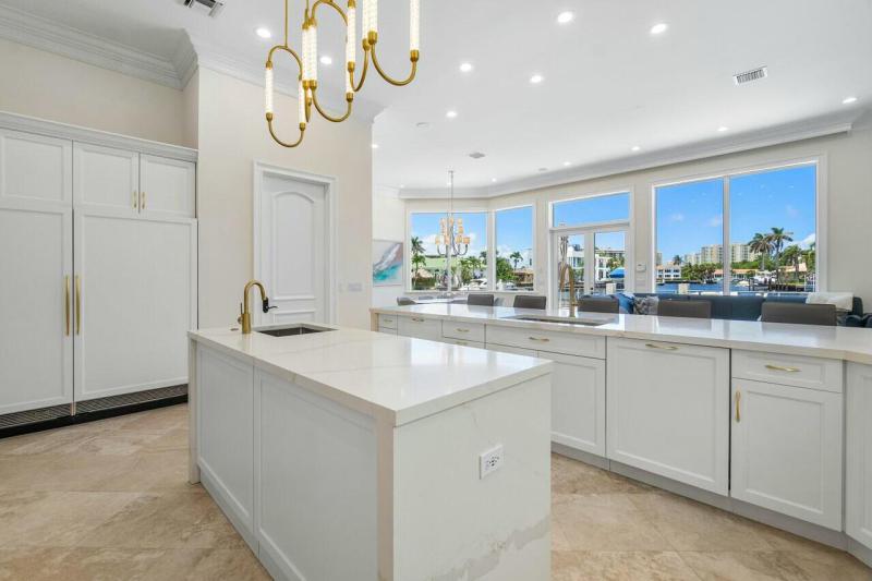  Single Family Homes Photo 19:  Highland Beach,  FL 33487
