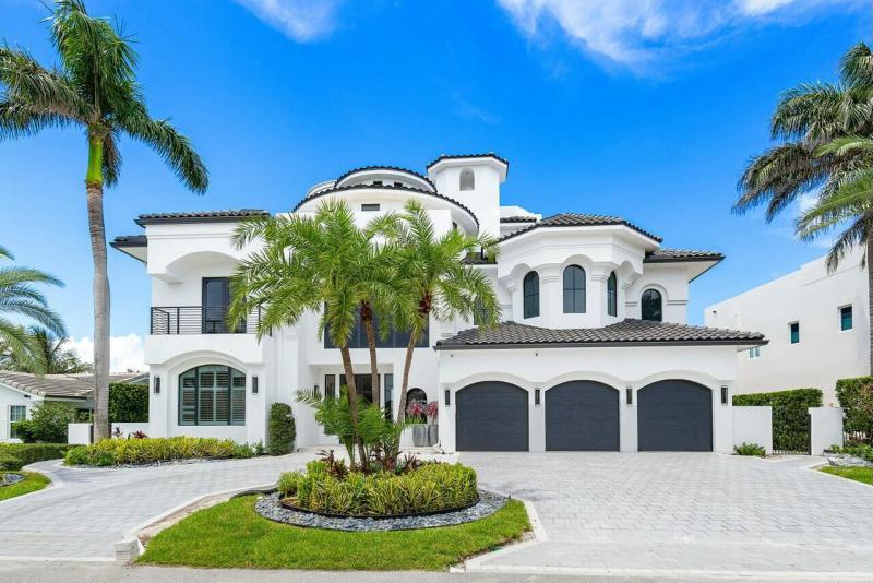  Single Family Homes Photo 3:  Highland Beach,  FL 33487