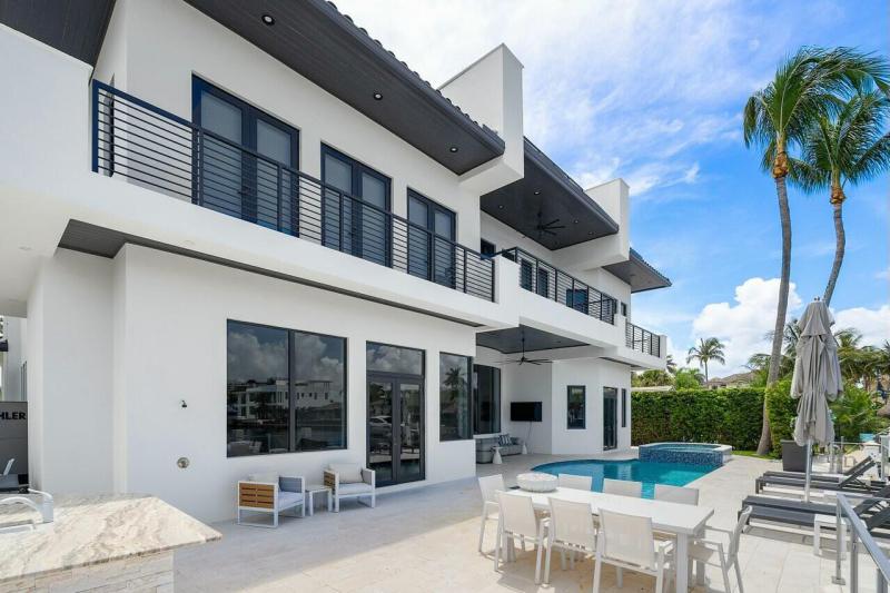  Single Family Homes Photo 58:  Highland Beach,  FL 33487