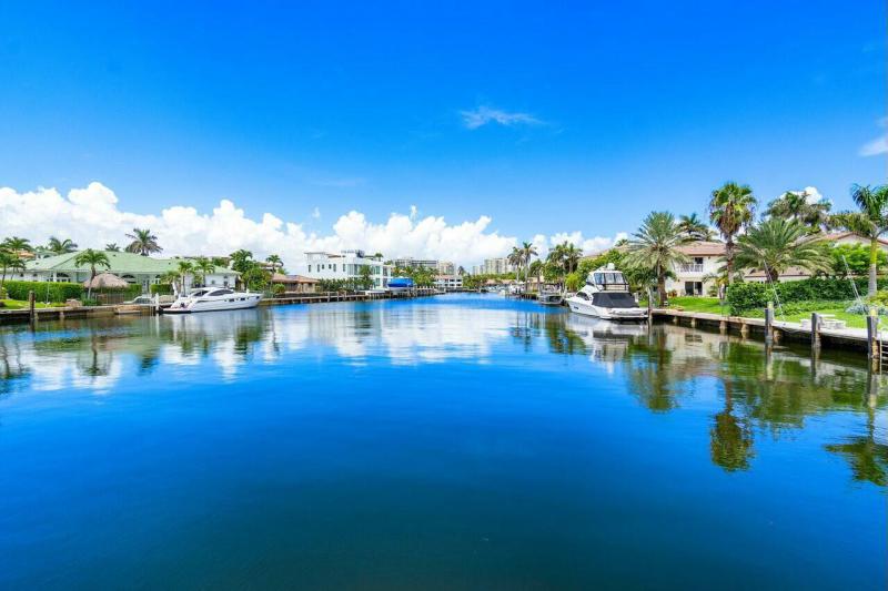 Single Family Homes Photo 59:  Highland Beach,  FL 33487