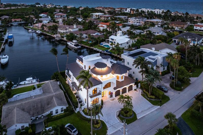  Single Family Homes Photo 78:  Highland Beach,  FL 33487