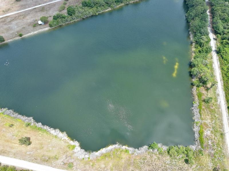  Commercial & Industrial Land Images 