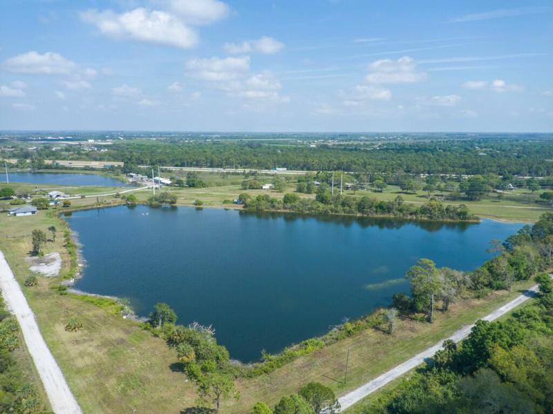  Commercial & Industrial Land Images 