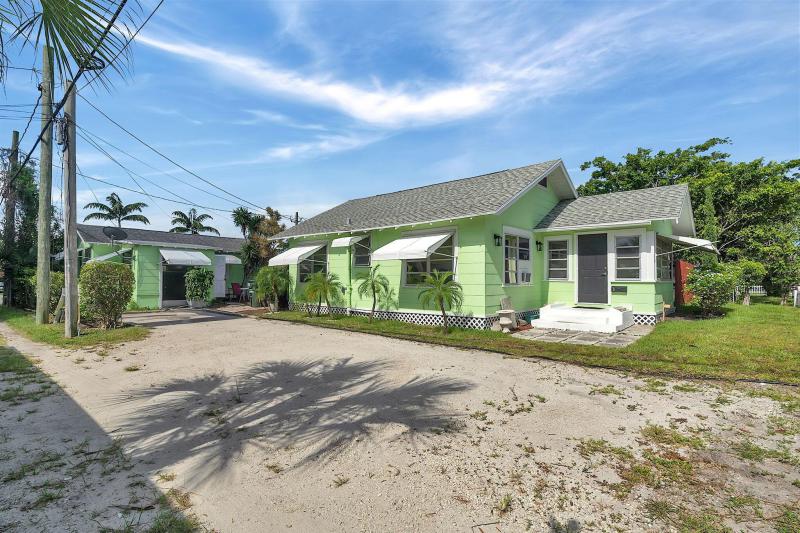 Duplex, Triplex and Fourplex Images