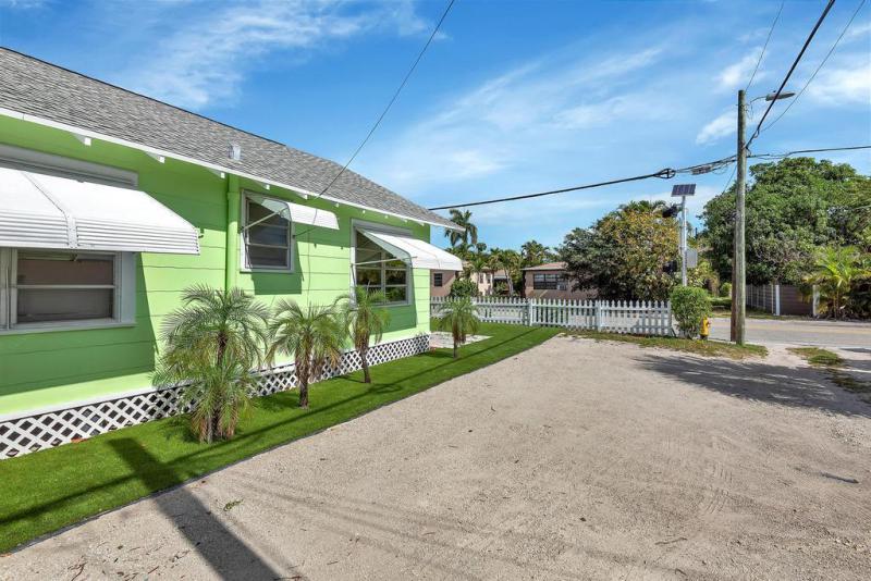 Duplex, Triplex and Fourplex Images