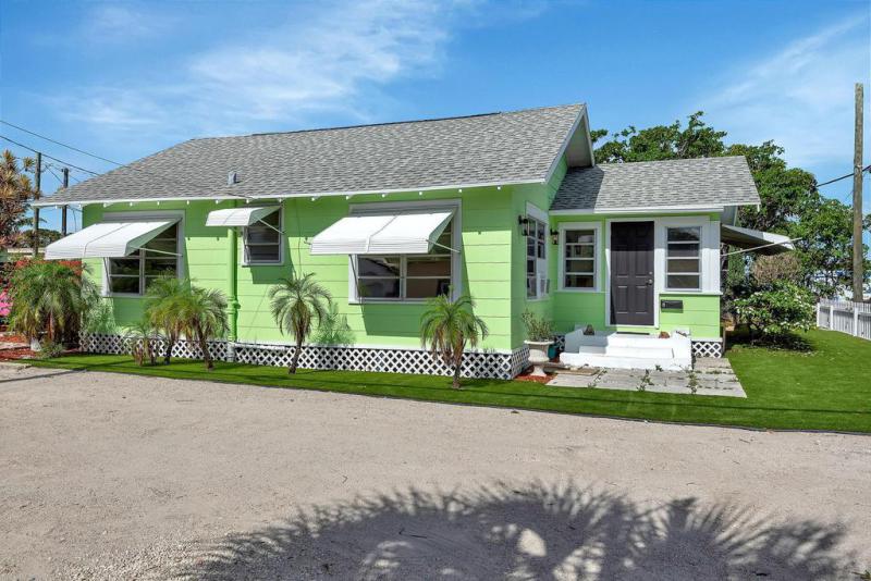 Duplex, Triplex and Fourplex Images