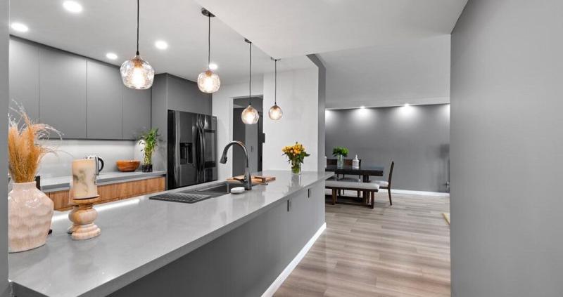  Condo & Townhome Photos