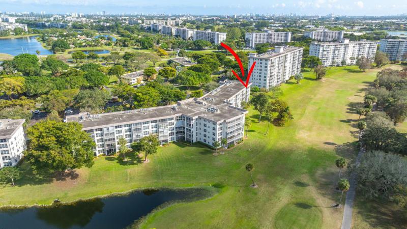  Condo & Townhome Photos
