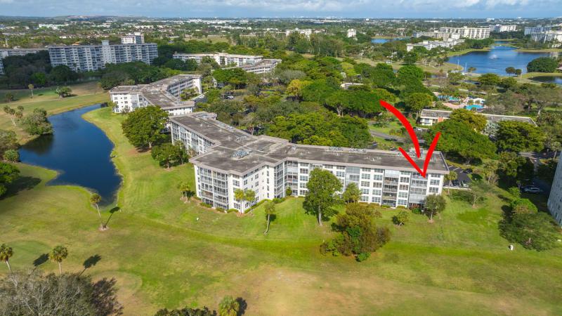  Condo & Townhome Photos