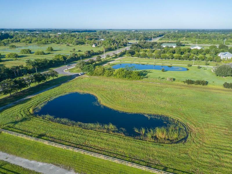  Commercial & Industrial Land Images 