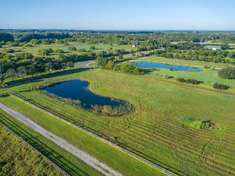  Commercial & Industrial Land Images 