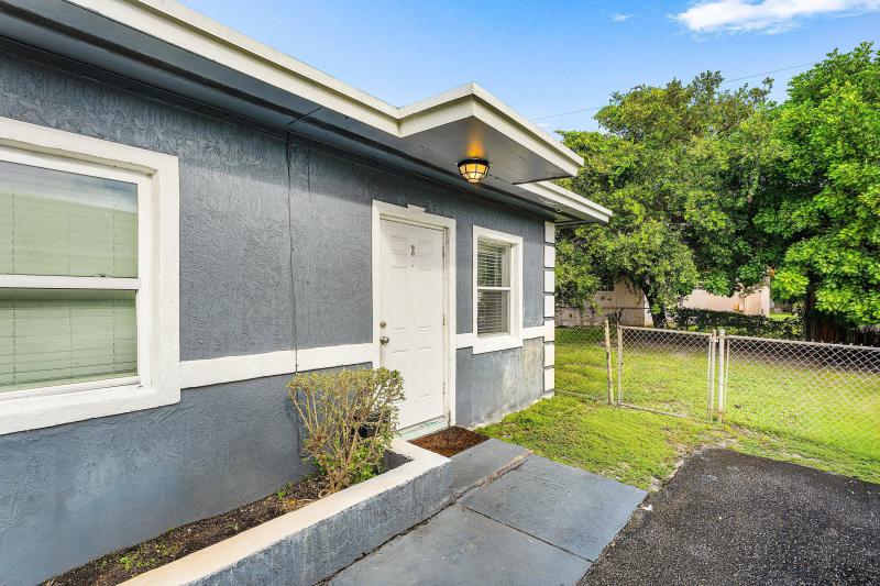 Duplex, Triplex and Fourplex Images