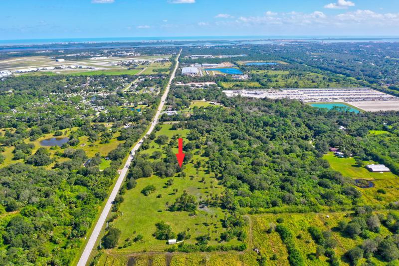  Commercial & Industrial Land Images 