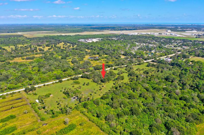  Commercial & Industrial Land Images 