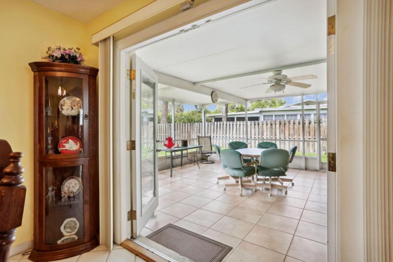  Single Family Homes Photo 15:  Plantation,  FL 33317