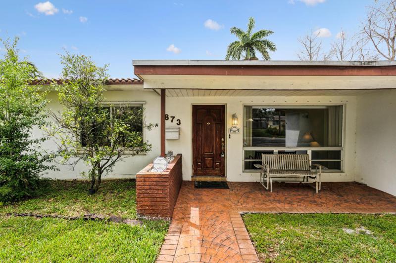  Single Family Homes Photo 4:  Plantation,  FL 33317