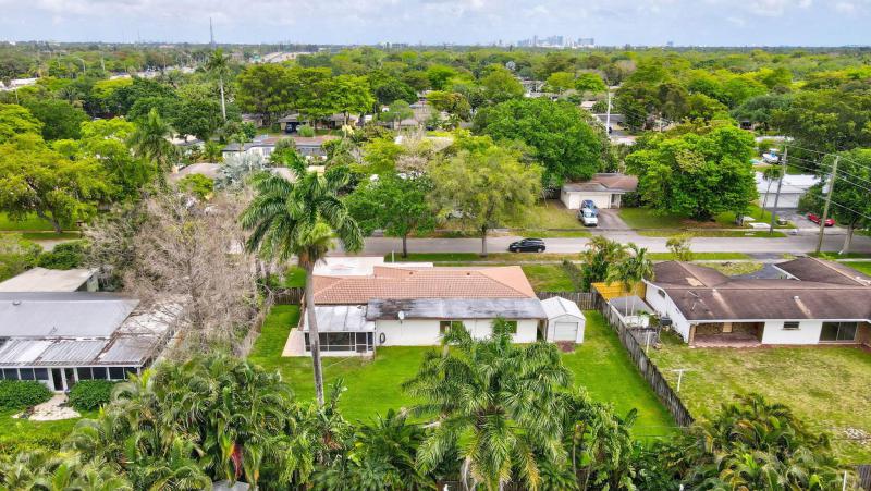  Single Family Homes Photo 48:  Plantation,  FL 33317