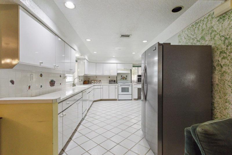  Single Family Homes Photo 7:  Plantation,  FL 33317