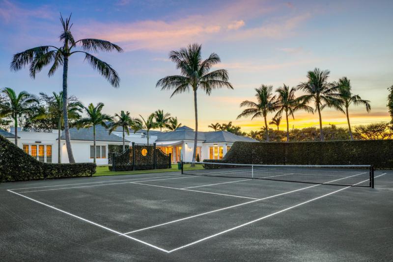  Single Family Homes Photo 2:  Palm Beach,  FL 33480