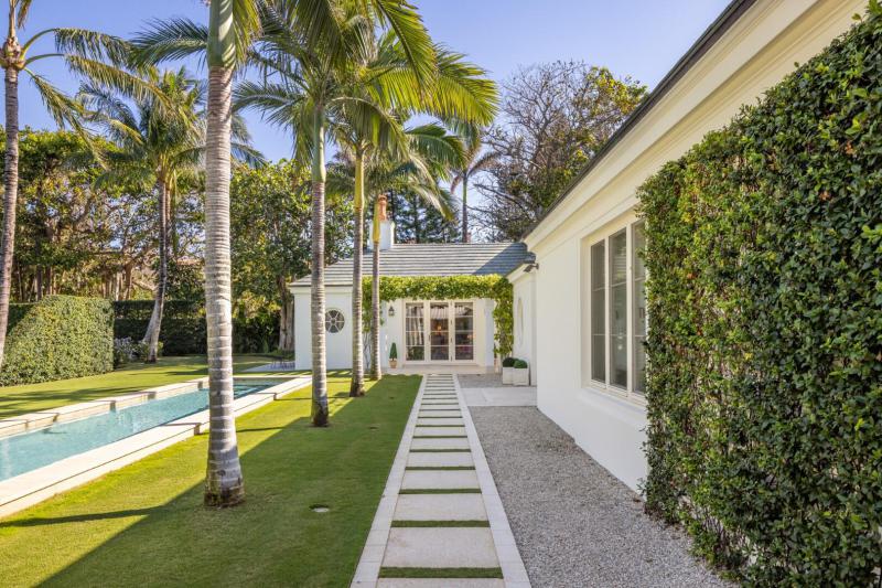  Single Family Homes Photo 47:  Palm Beach,  FL 33480