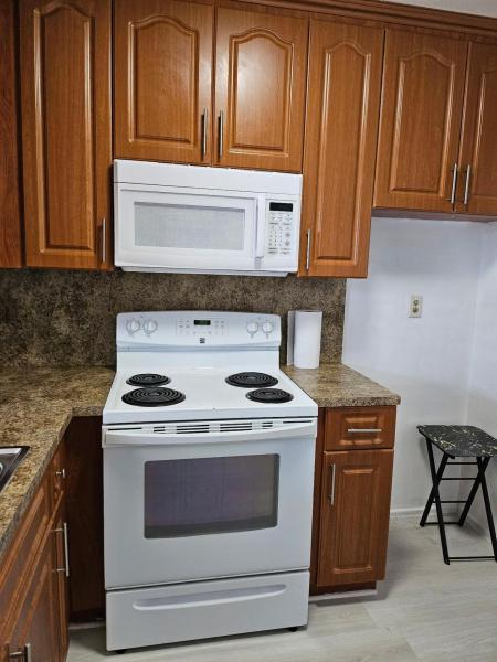  Condo & Townhome Photos