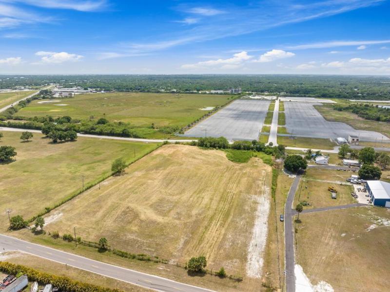  Commercial & Industrial Land Images 