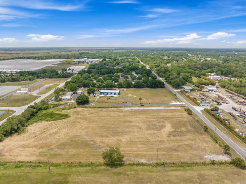  Commercial & Industrial Land Images 