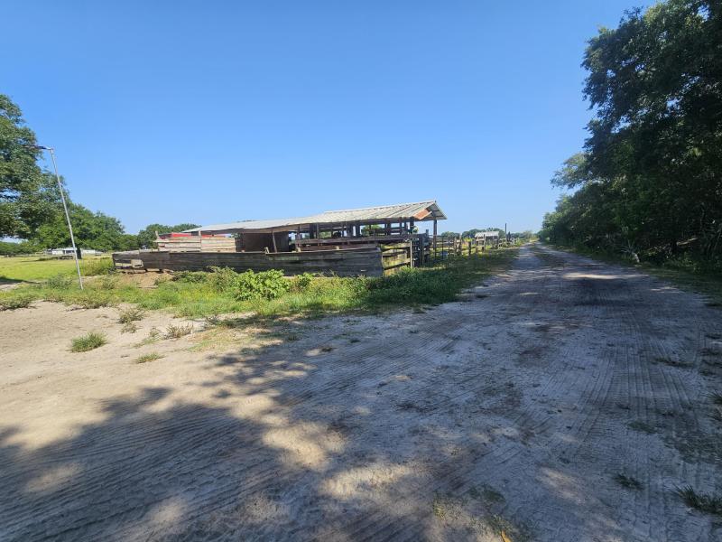  Commercial & Industrial Land Images 