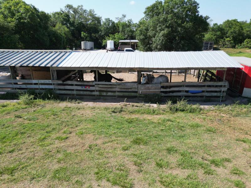  Commercial & Industrial Land Images 