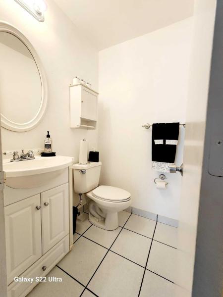  Condo & Townhome Photos