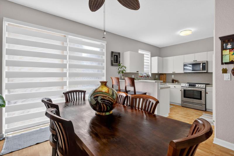  Condo & Townhome Photos