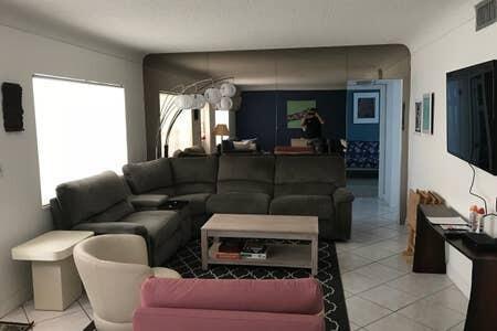  Condo & Townhome Photos