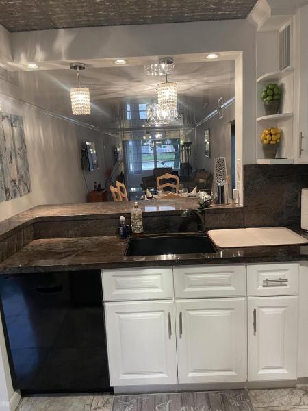 Condo & Townhome Photos