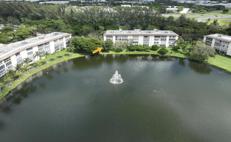  Condo & Townhome Photos