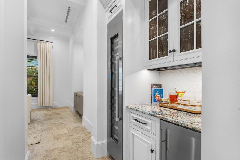  Single Family Homes Photo 11:  Stuart,  FL 34996