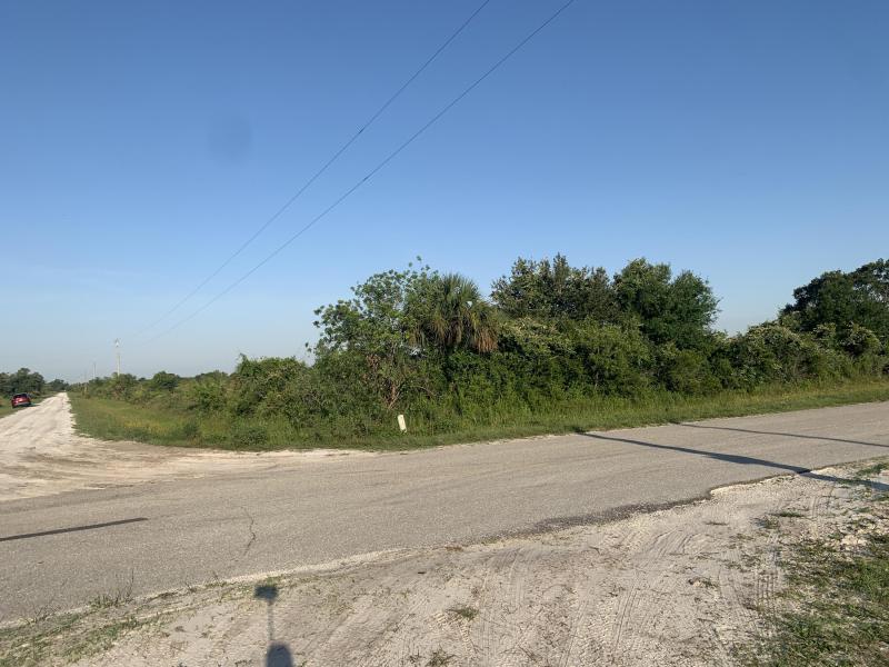  Commercial & Industrial Land Images 