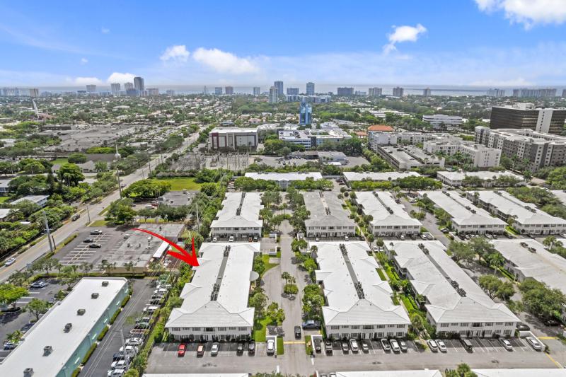  Condo & Townhome Photos