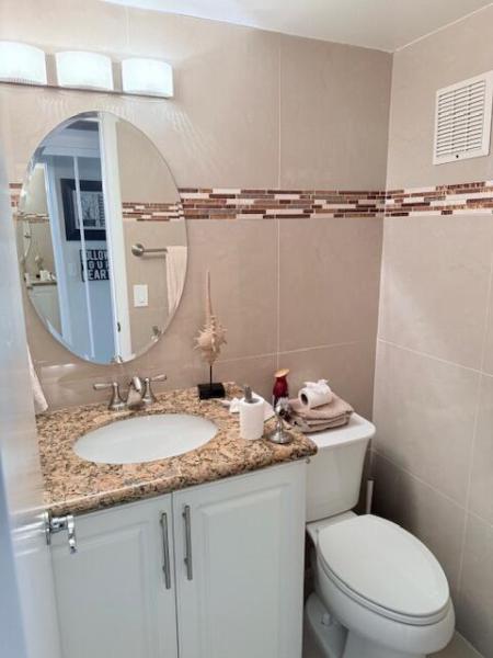  Condo & Townhome Photos