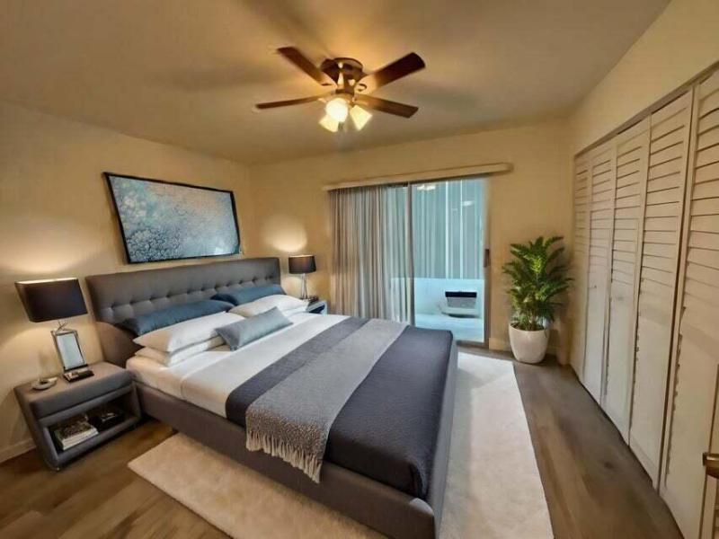  Condo & Townhome Photos