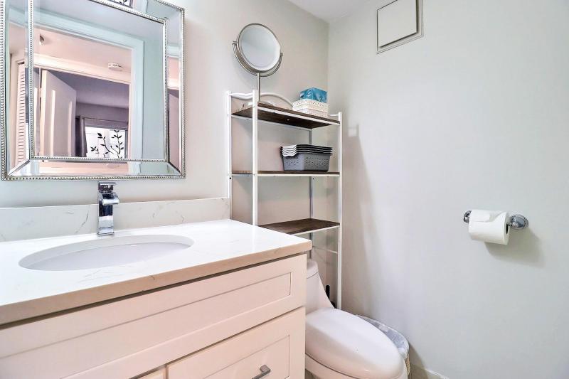  Condo & Townhome Photos