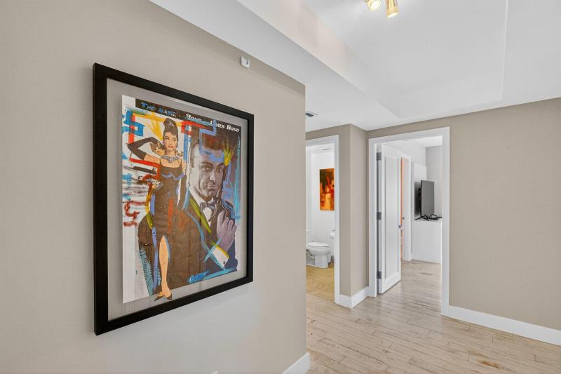  Condo & Townhome Photos