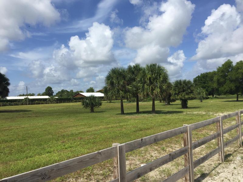  Commercial & Industrial Land Images 