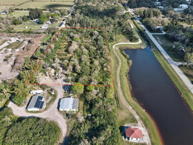  Commercial & Industrial Land Images 